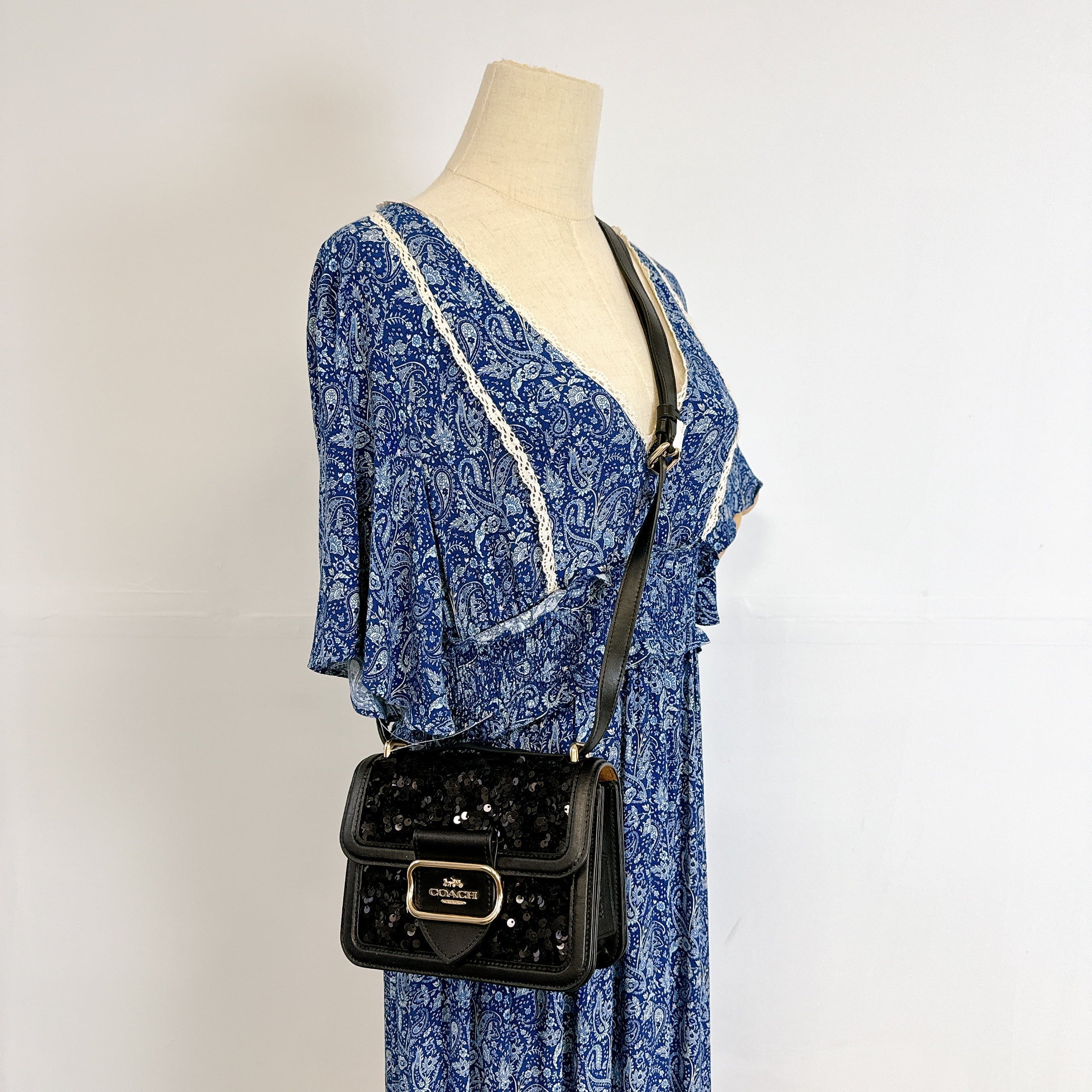 Coach CO922 Morgan Sizequare Crossbody IN Black
