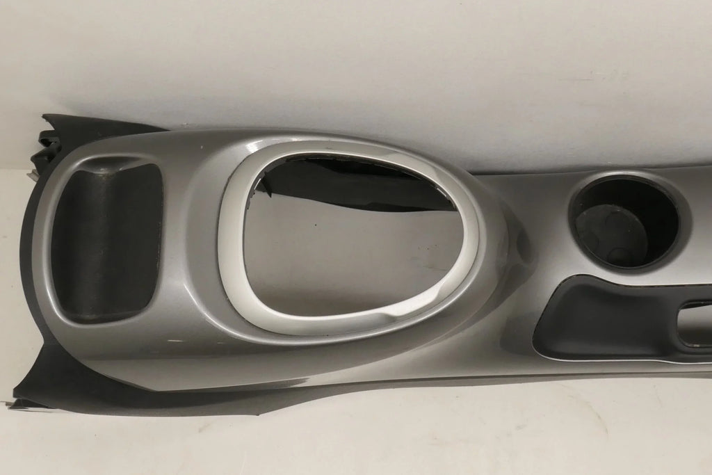 Pre-Owned 2011 12 13 14 15 16 17 Nisan Juke Center Console OEM (Good)