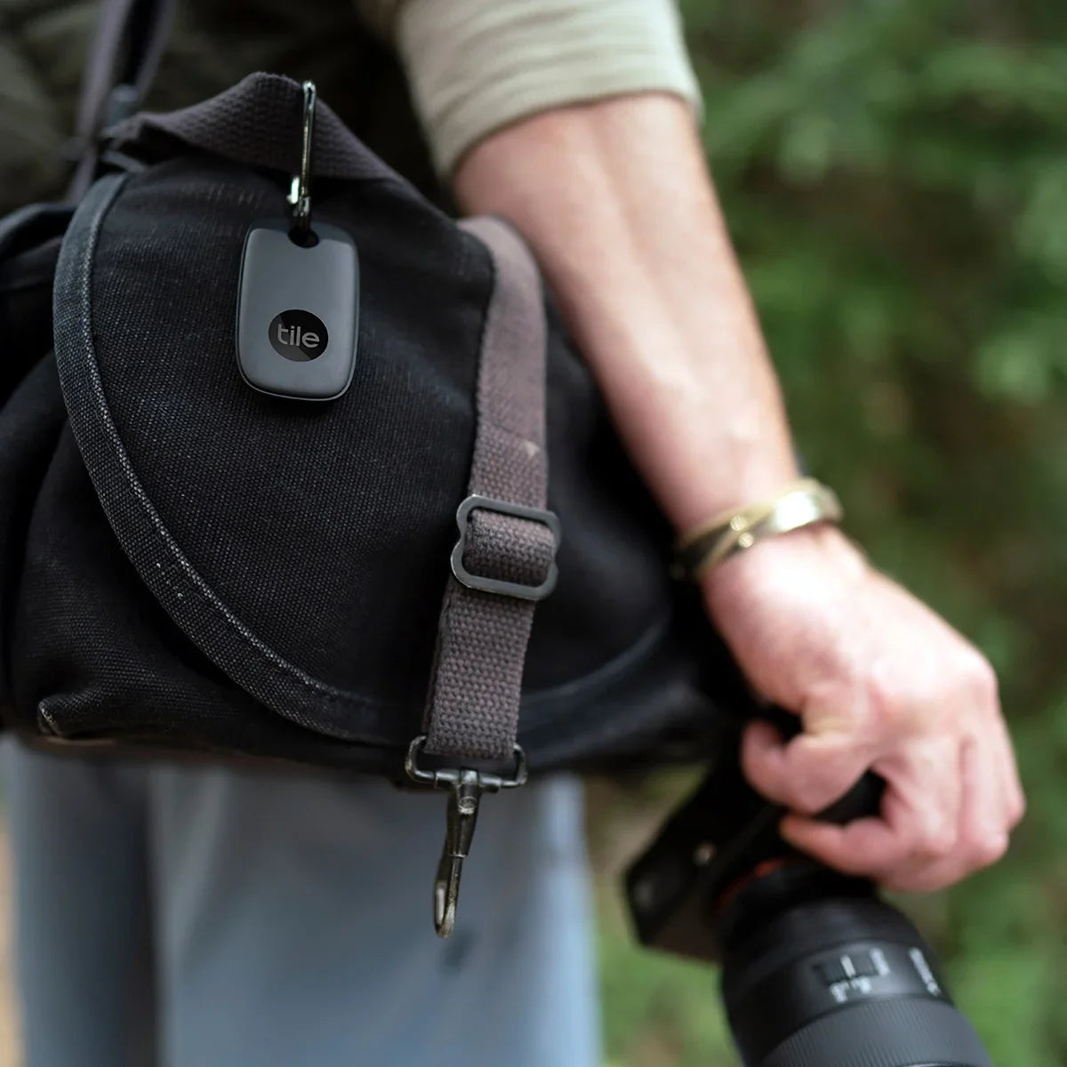 Tile Pro (2022) - 1 Pack - Black - Bluetooth Tracker, Keys Finder and Item Locator