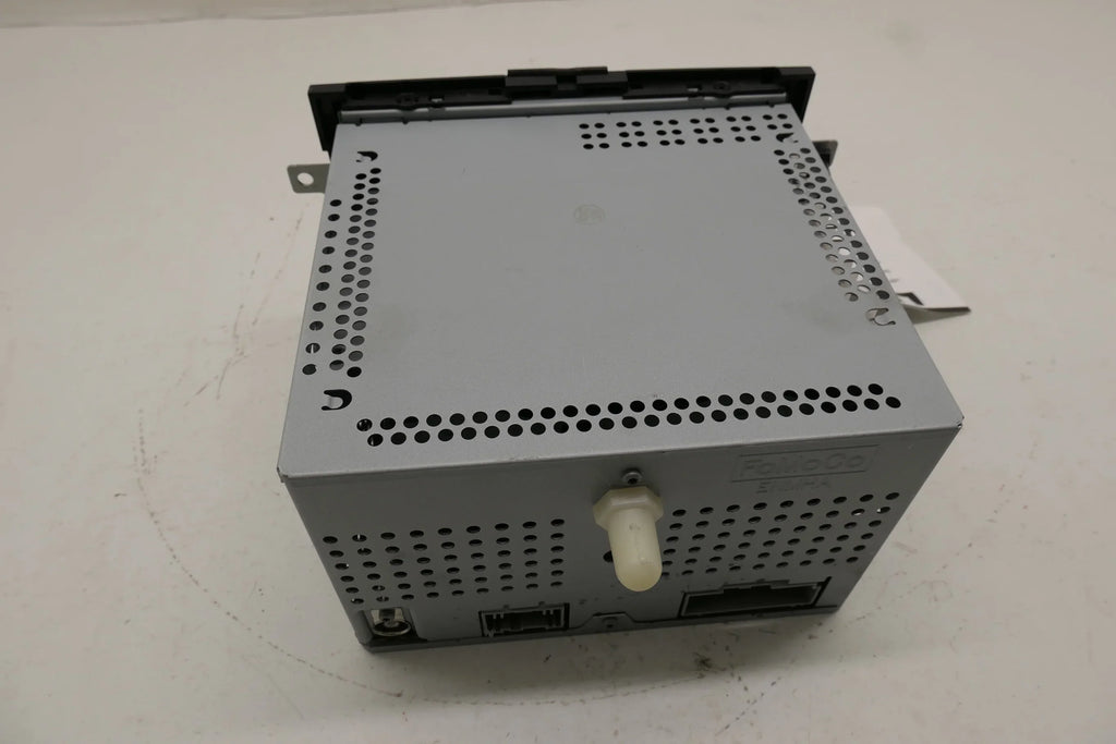 Pre-Owned 2012 Ford Transit Connect CD Player Radio Receiver OEM (Good)