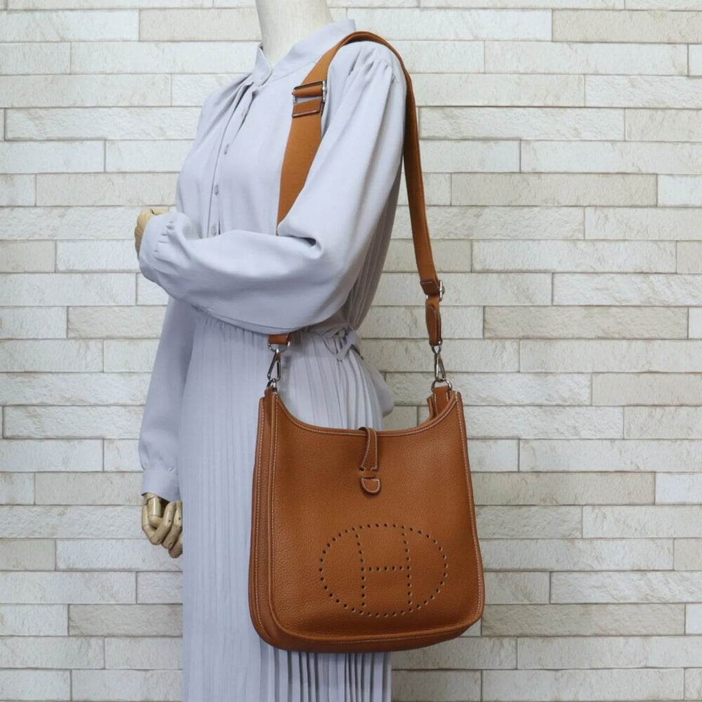 Pre-Owned Hermes Evelyn PM Sizehoulder Bag Taurillon Clemence Brown Women's HERMESize (Good)