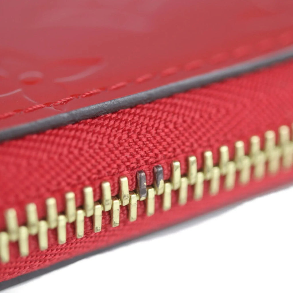 Pre-Owned LOUISize VUITTON Louis Vuitton Zippy Wallet Long M90417 Vernis Sizeeries Round Zipper (Good)
