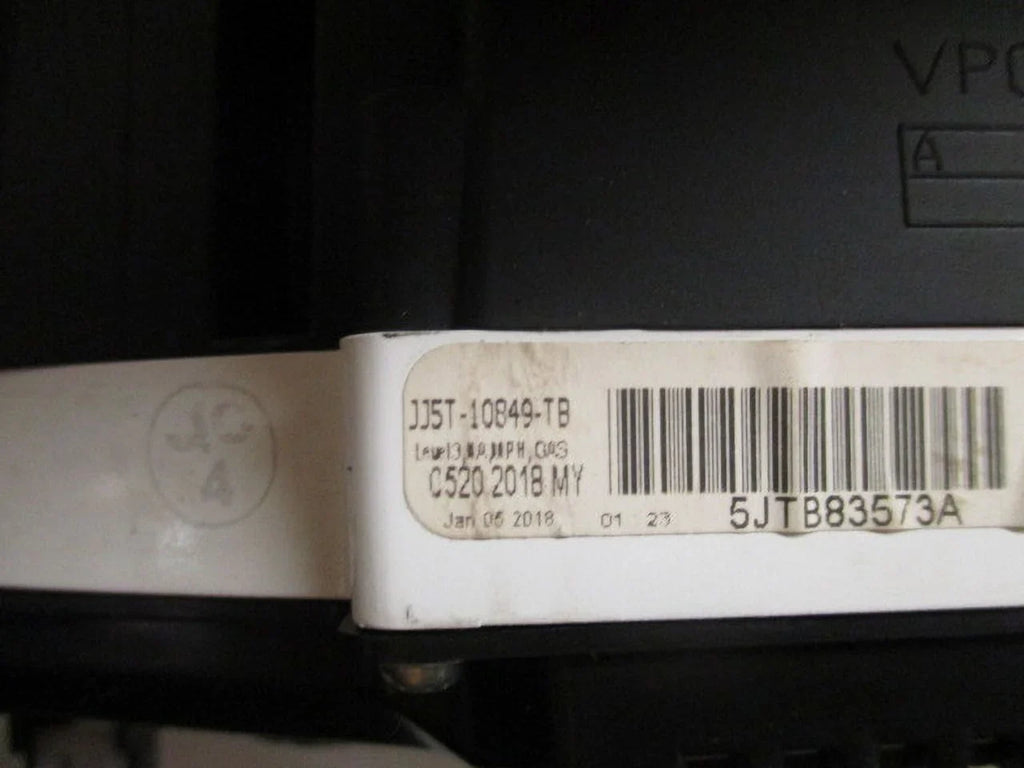 Pre-Owned 2018 Ford Escape Sizepeedometer Sizepeedo Cluster MPH 35K OEM LKQ (Good)