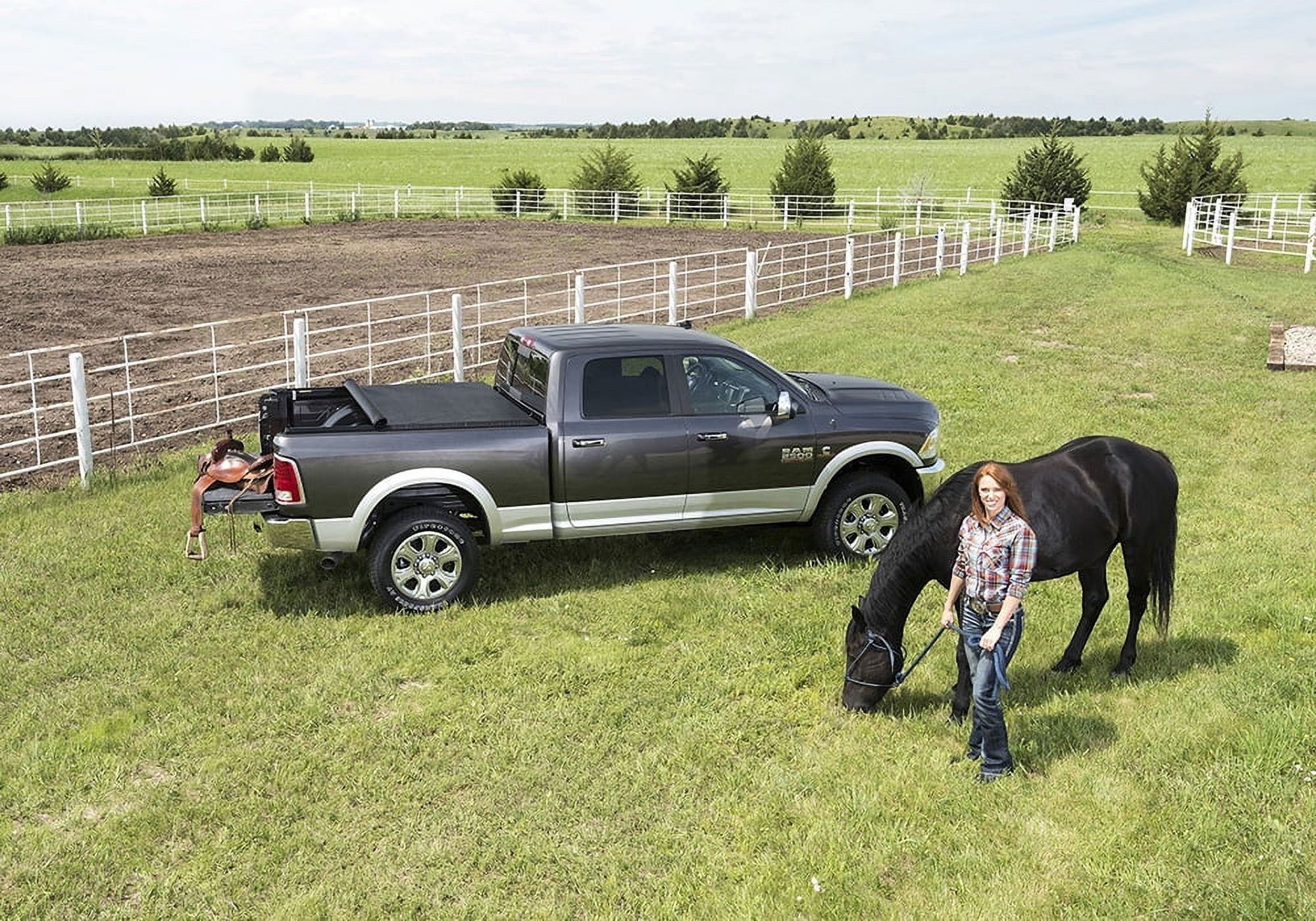 TruXedo TruXport Sizeoft Roll Up Truck Bed Tonneau Cover | 241601 | Fits 1988 - 2000 Chevy/GMC C/K 1500, 1988-00 C/K 2500/3500 8' Bed (96")