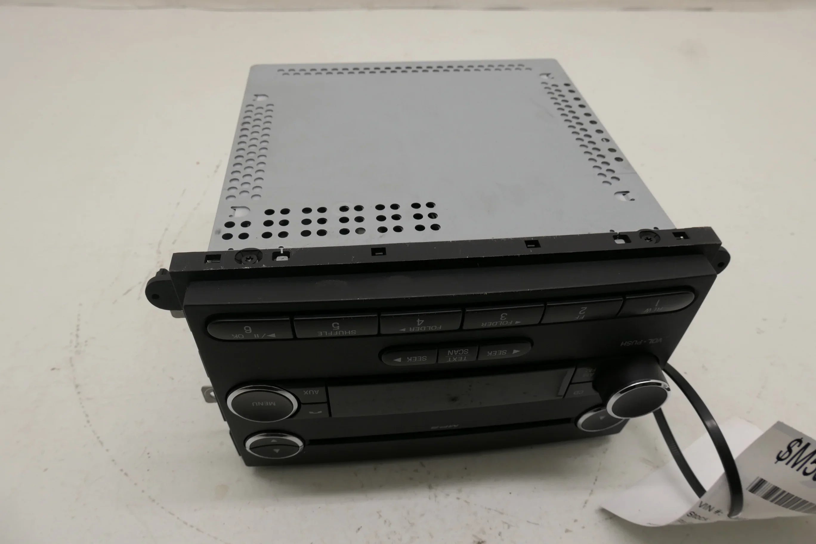 Pre-Owned 2012 Ford Transit Connect CD Player Radio Receiver OEM (Good)