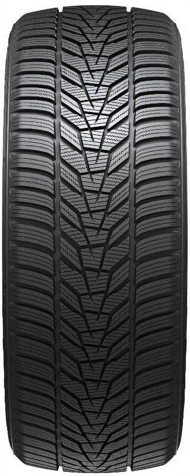 Hankook Winter i*cept evo3 X (W330A) 235/50R19 103V XL Tire Fits: 2018-19 Chevrolet Equinox Premier, 2020-23 Chevrolet Equinox LT